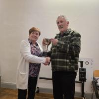 Patricia Donohue Chair presenting Philip Smyth with the Brian Callagy Cup